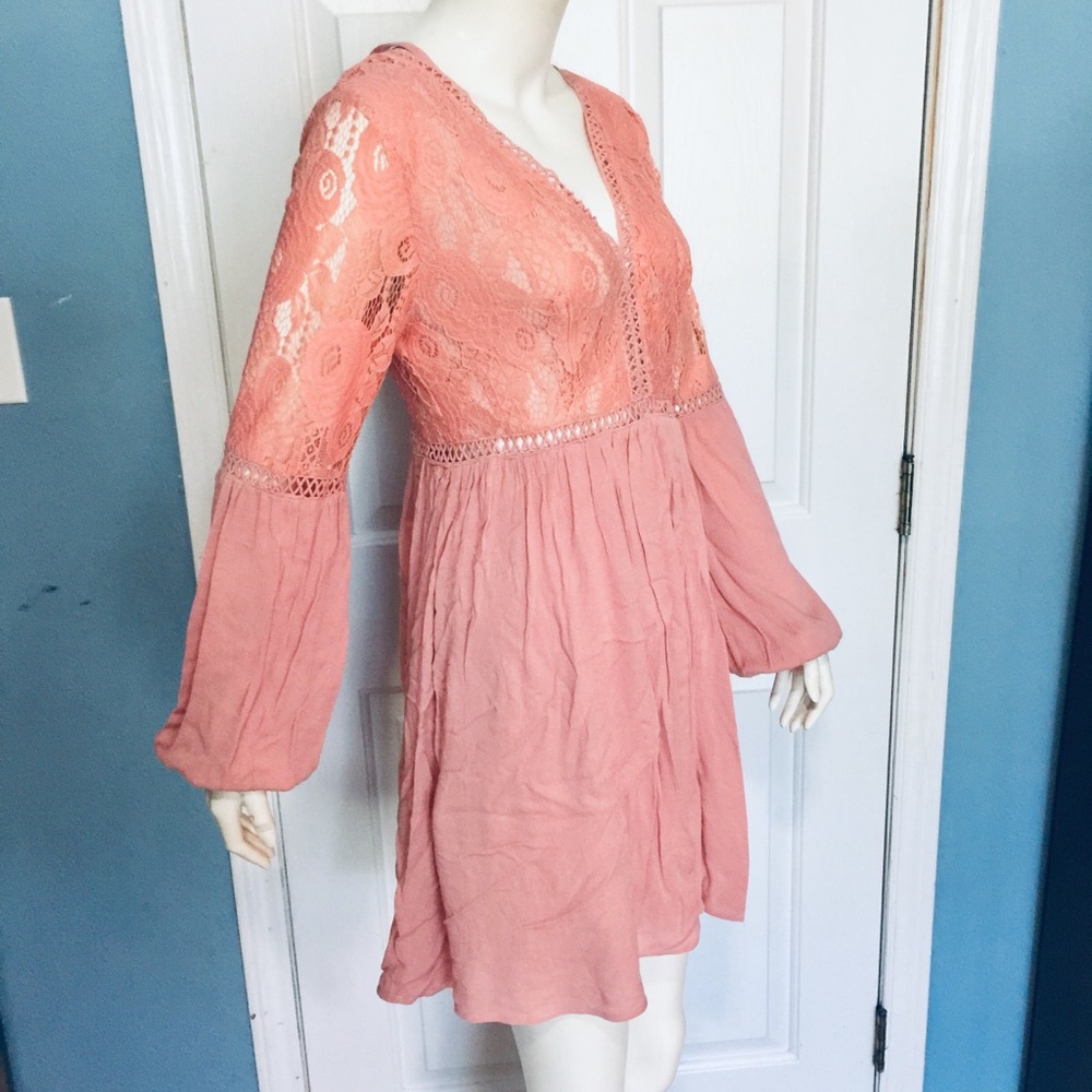 LOVE RICHE | Women’s Long Sleeve Lace Dress Blush - Picture 4 of 8